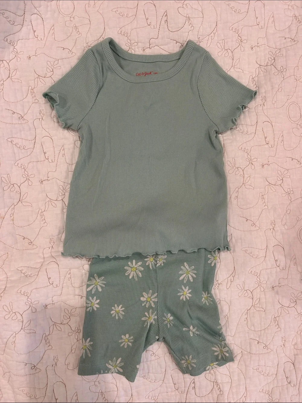 Cat & Jack Sage Green Ribbed Daisy Pajama Set